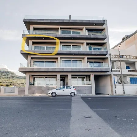 Luxe 3br Melliehabay Stunning Terrace By Homely Appartamento Ghadira