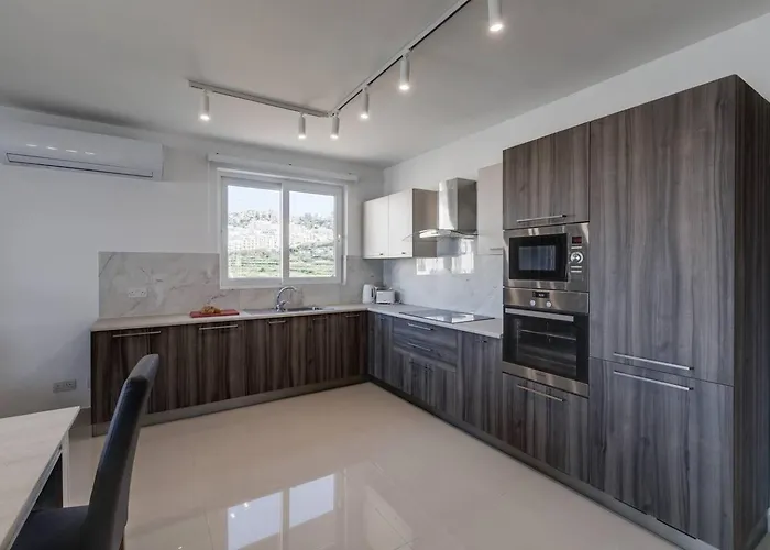 Διαμέρισμα Luxe 3br Melliehabay Stunning Terrace By Homely