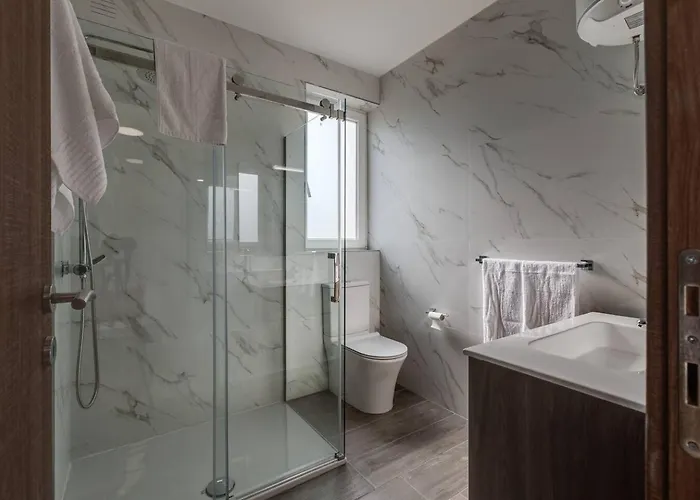 Luxe 3br Melliehabay Stunning Terrace By Homely Διαμέρισμα Ghadira