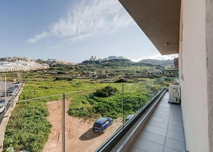 Luxe 3br Melliehabay Stunning Terrace By Homely Διαμέρισμα Ghadira