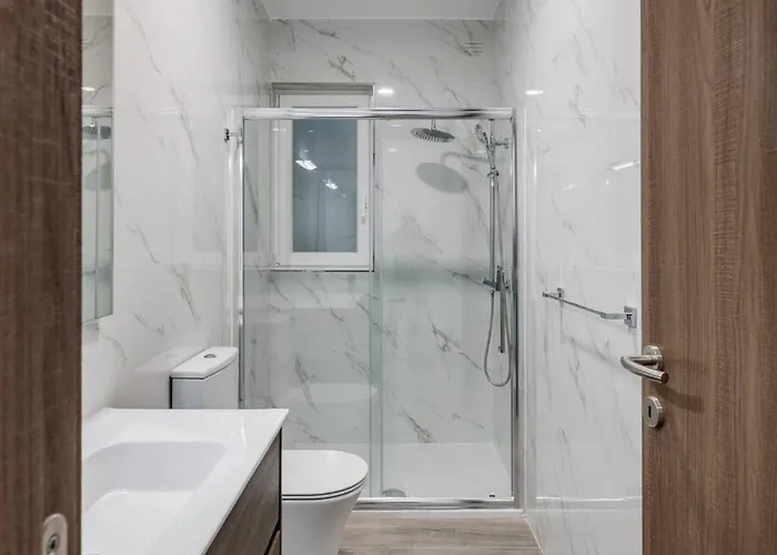 Luxe 3br Melliehabay Stunning Terrace By Homely Ghadira